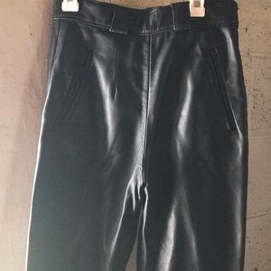 100% leather Neto pants back zip and button